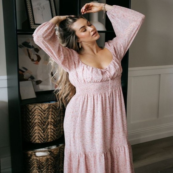 The Lindsay Square Neck Dress - Picture 2 of 6